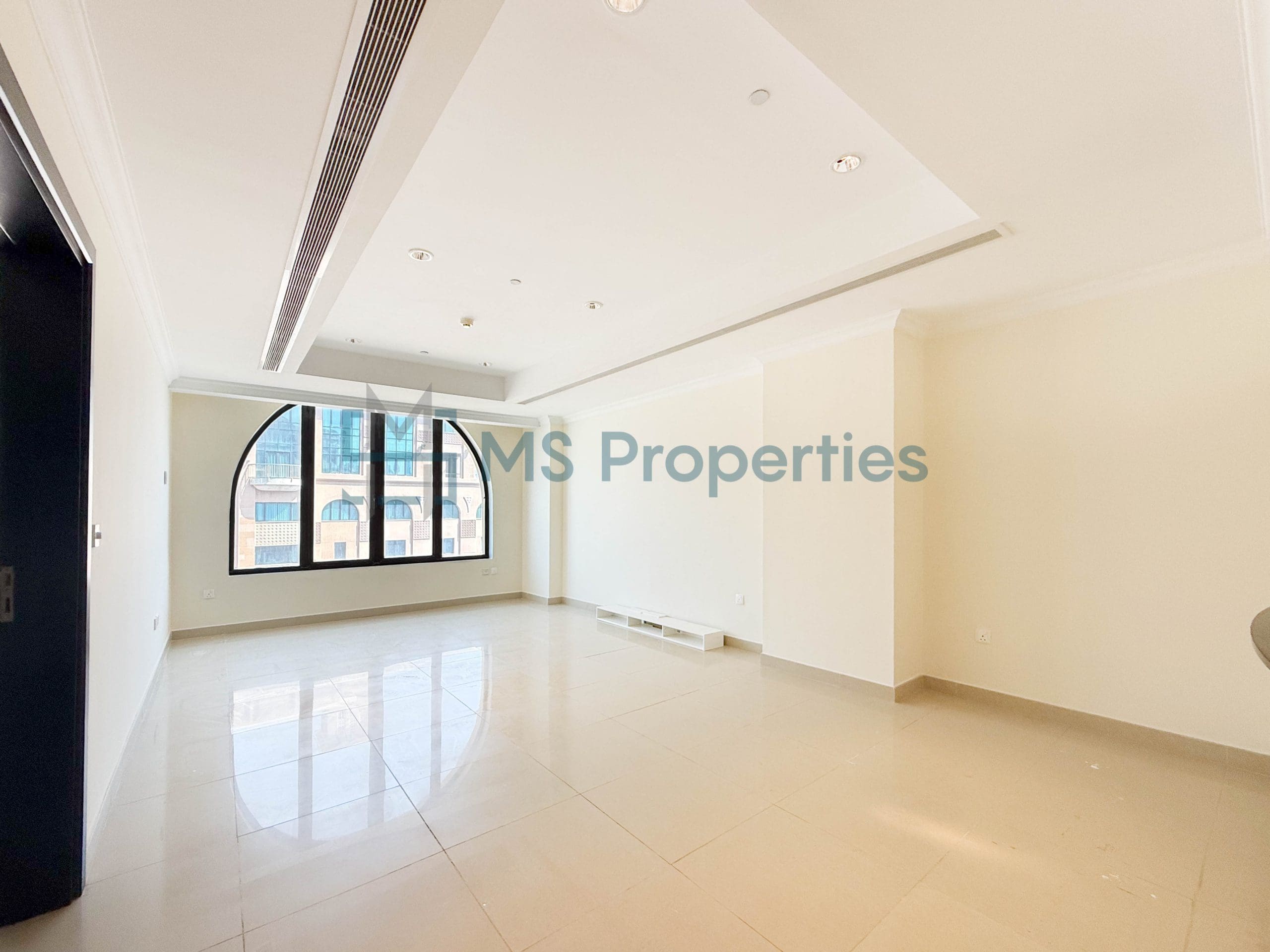 Modern 1BR Apartment in The Pearl with Marina View