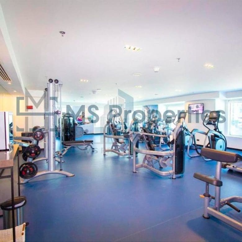 Amazing 1Bedroom Flat with Sea View in West Bay