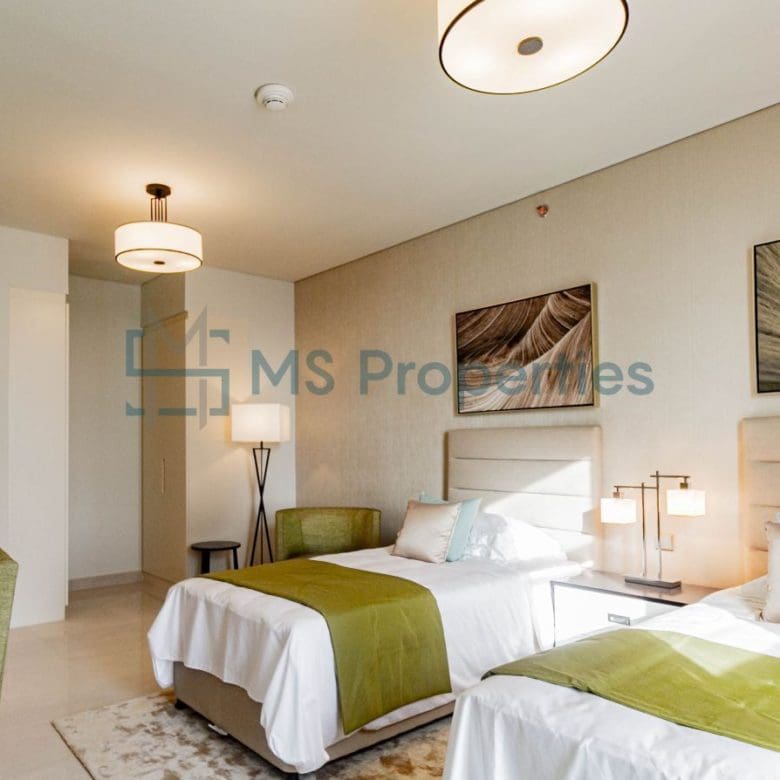 Modern 2BR Apartment with Amazing Balcony