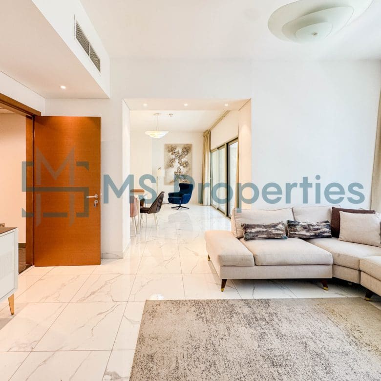 Gorgeous | 3BHK Apartment Balcony | WiFi Included