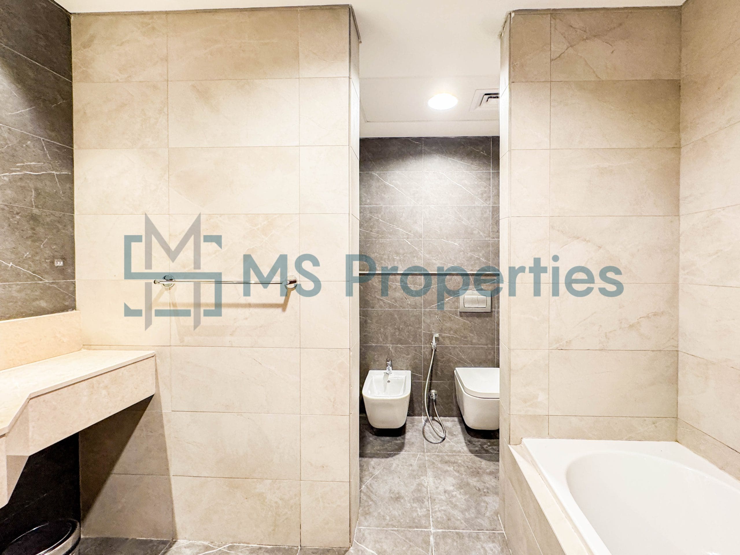 Gorgeous | 3BHK Apartment Balcony | WiFi Included