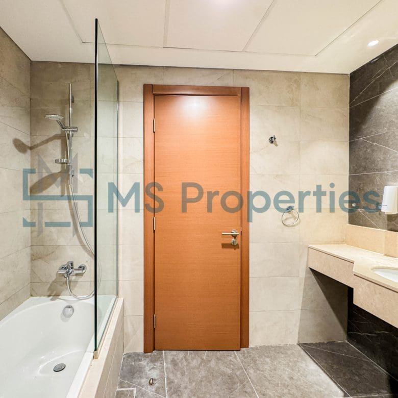 Gorgeous | 3BHK Apartment Balcony | WiFi Included