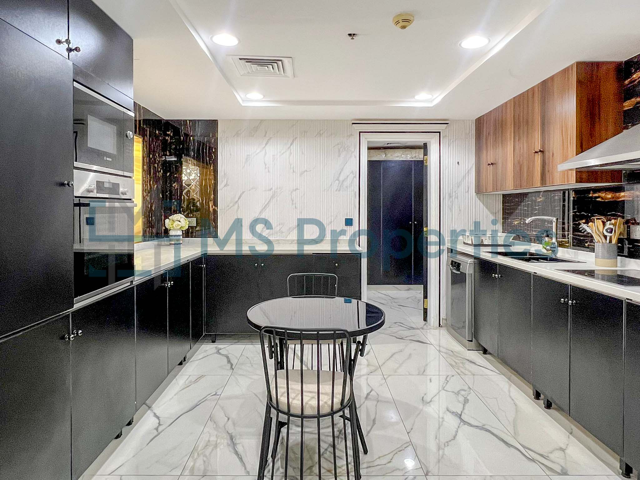 Luxurious 3BHK Apartment for Sale in The Pearl