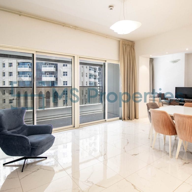 Gorgeous | 3BHK Apartment Balcony | WiFi Included