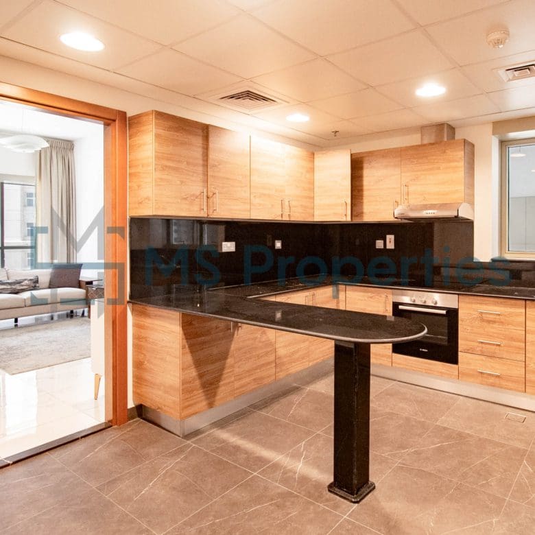 Gorgeous | 3BHK Apartment Balcony | WiFi Included