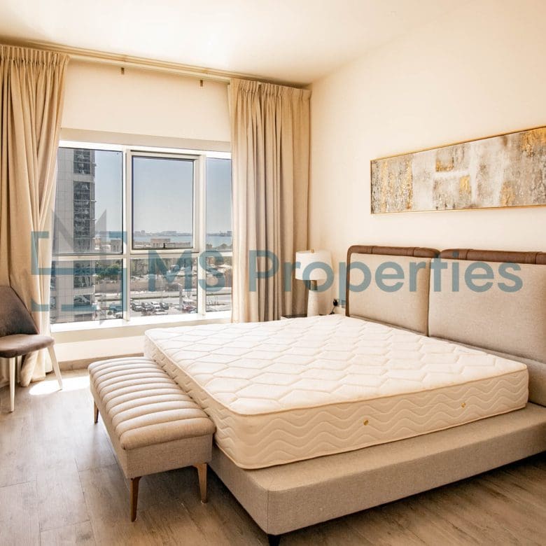Gorgeous | 3BHK Apartment Balcony | WiFi Included
