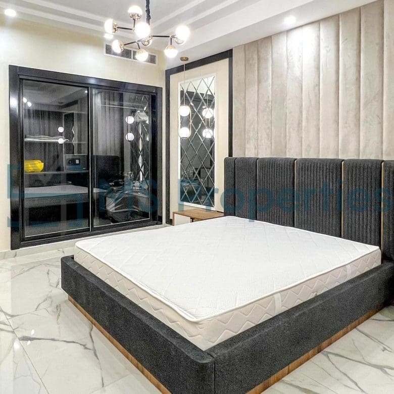 Luxurious 3BHK Apartment for Sale in The Pearl