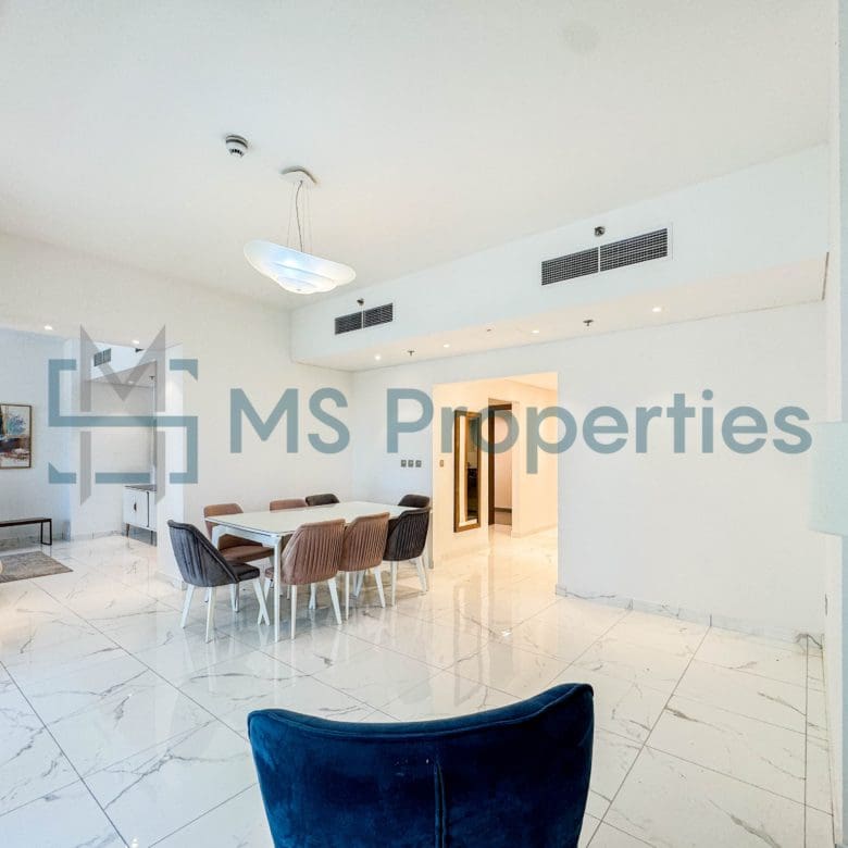 Gorgeous | 3BHK Apartment Balcony | WiFi Included