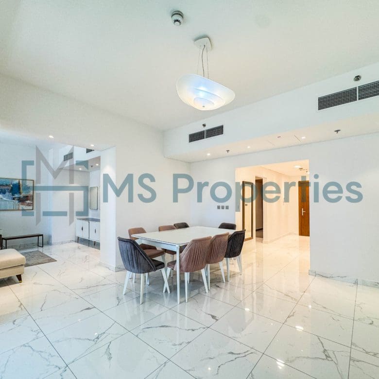 Gorgeous | 3BHK Apartment Balcony | WiFi Included