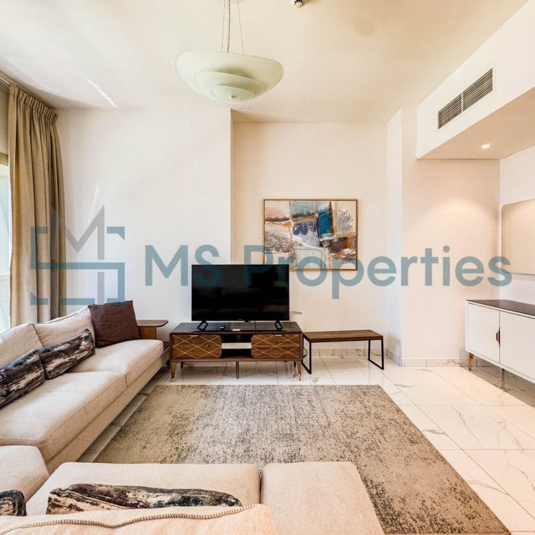 Gorgeous | 3BHK Apartment Balcony | WiFi Included