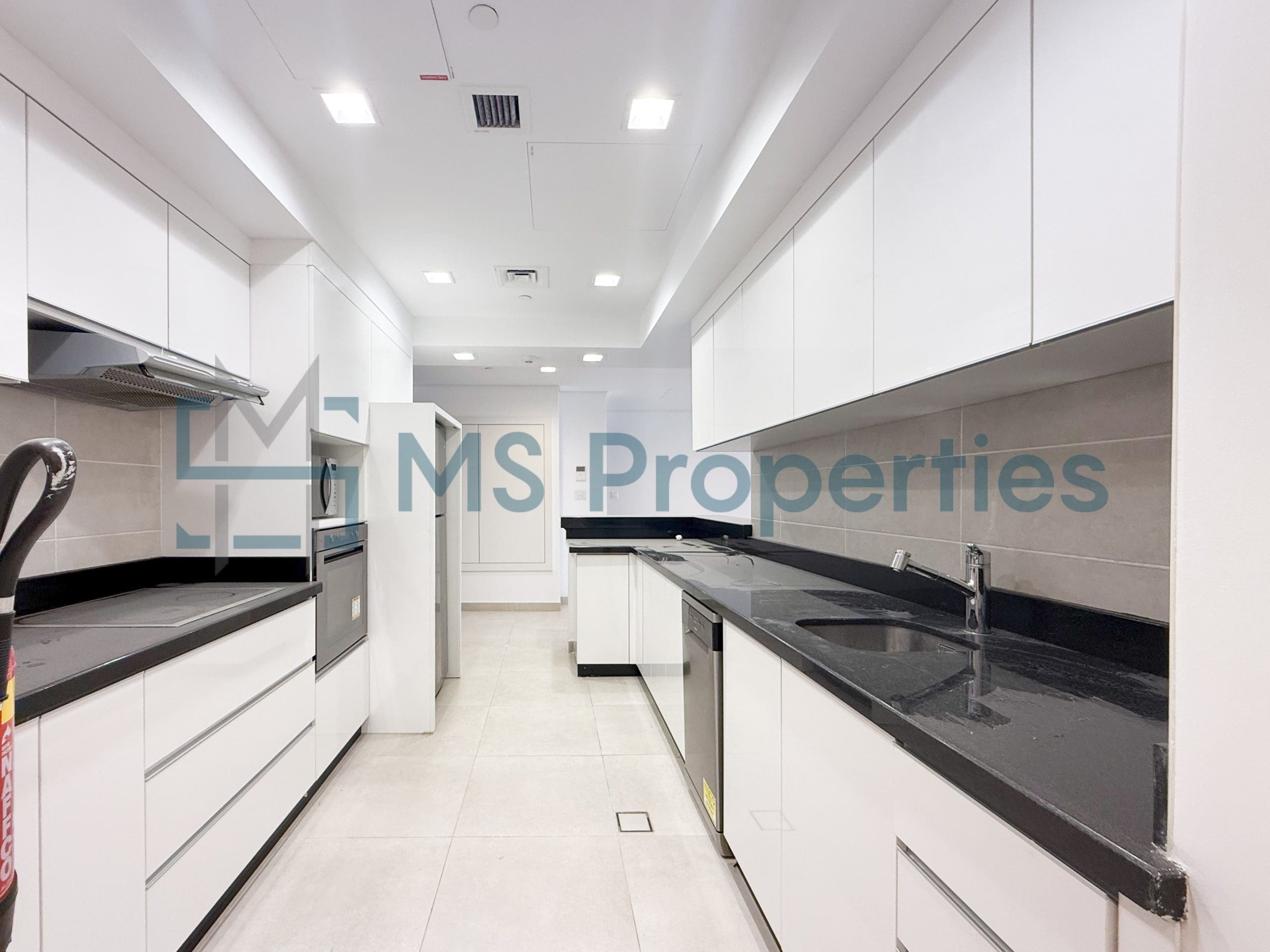 Amazing | 1BHK Apartment | Marina View