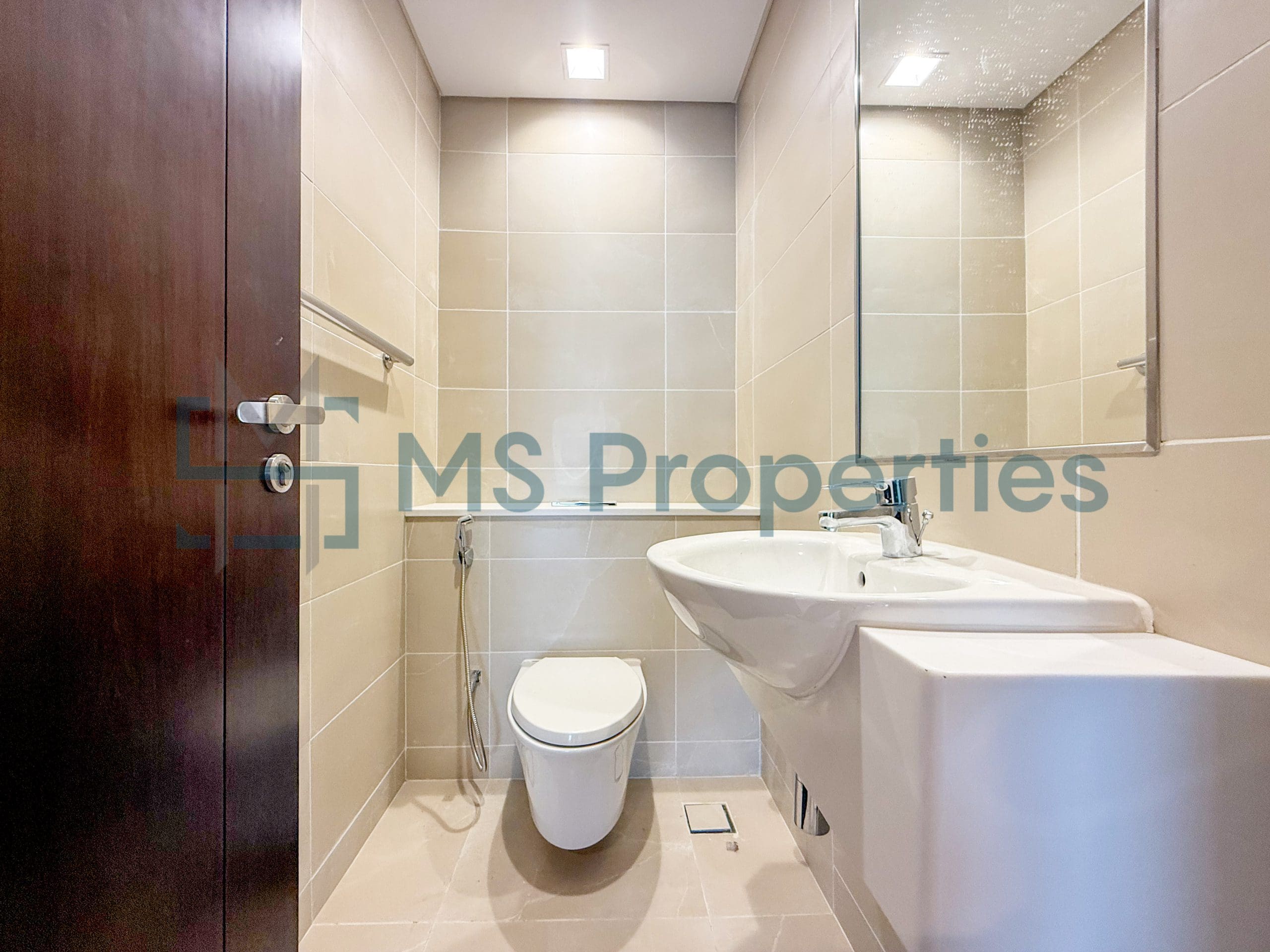 Amazing | 1BHK Apartment | Marina View