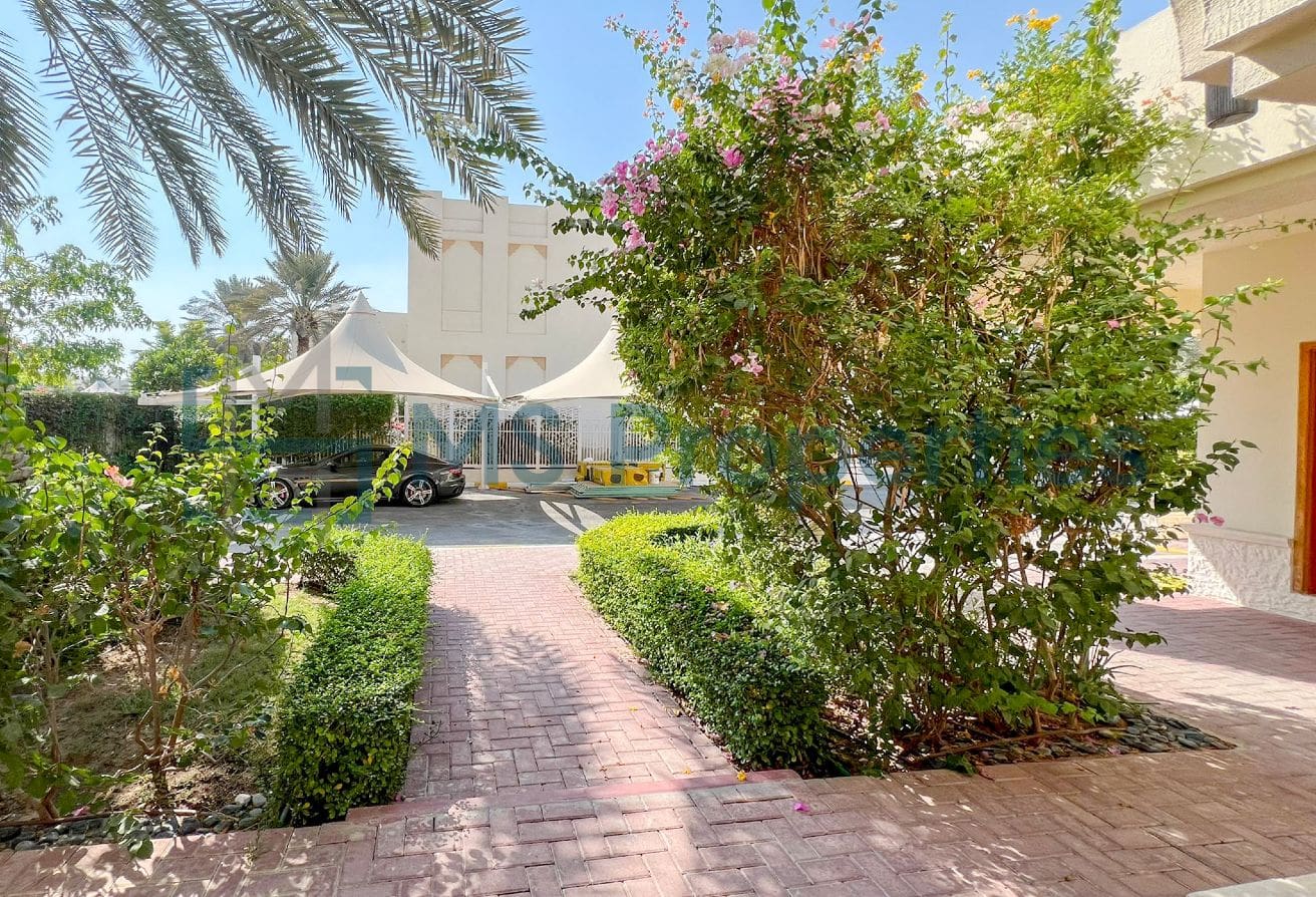 Gorgeous | 4BHK Villa | with Beach Access