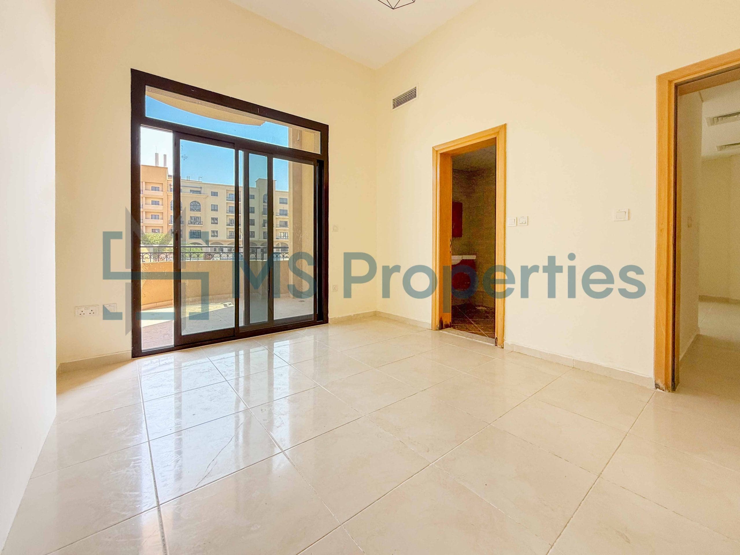 Great Deal | 2 Bedroom Apartment | Prime Location