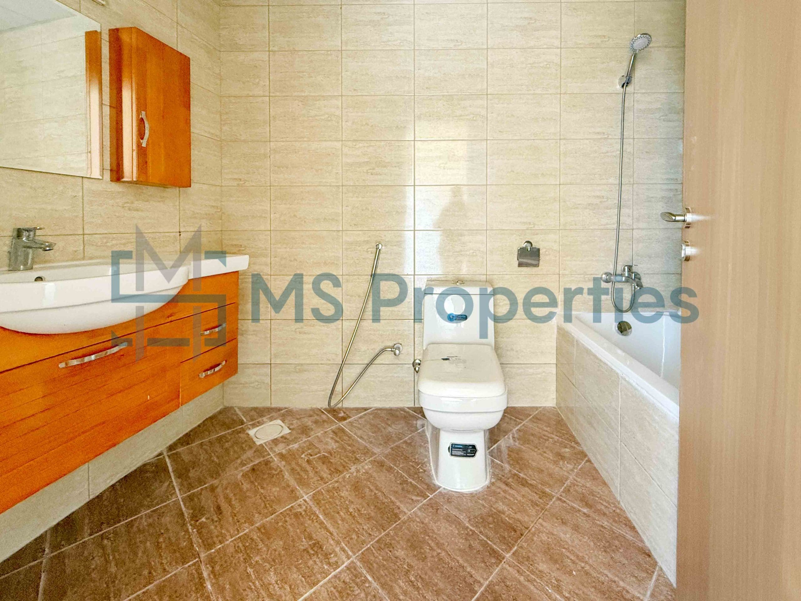 Great Deal | 2 Bedroom Apartment | Prime Location