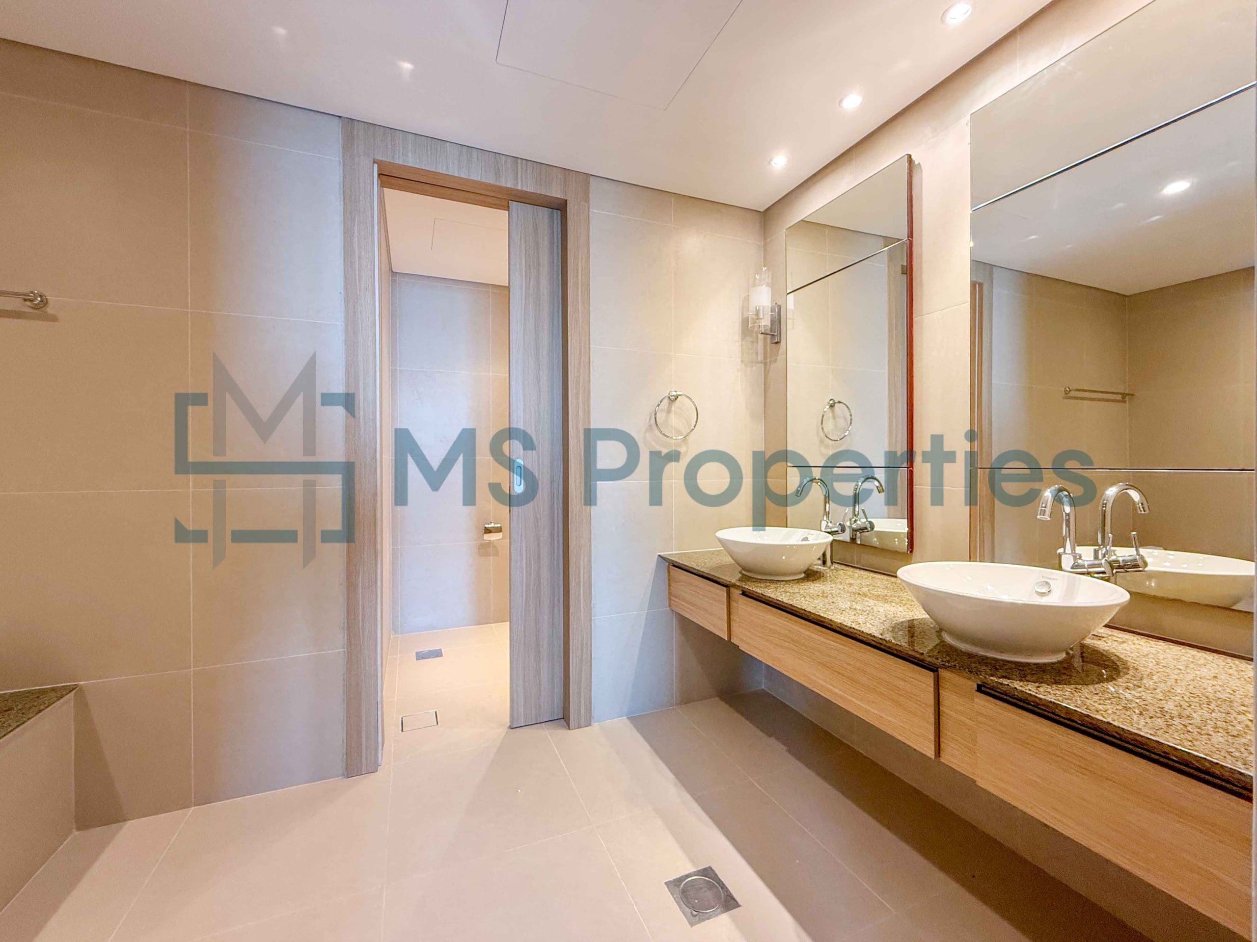 Newly Furnished | 1BR Townhouse | Sea View Balcony