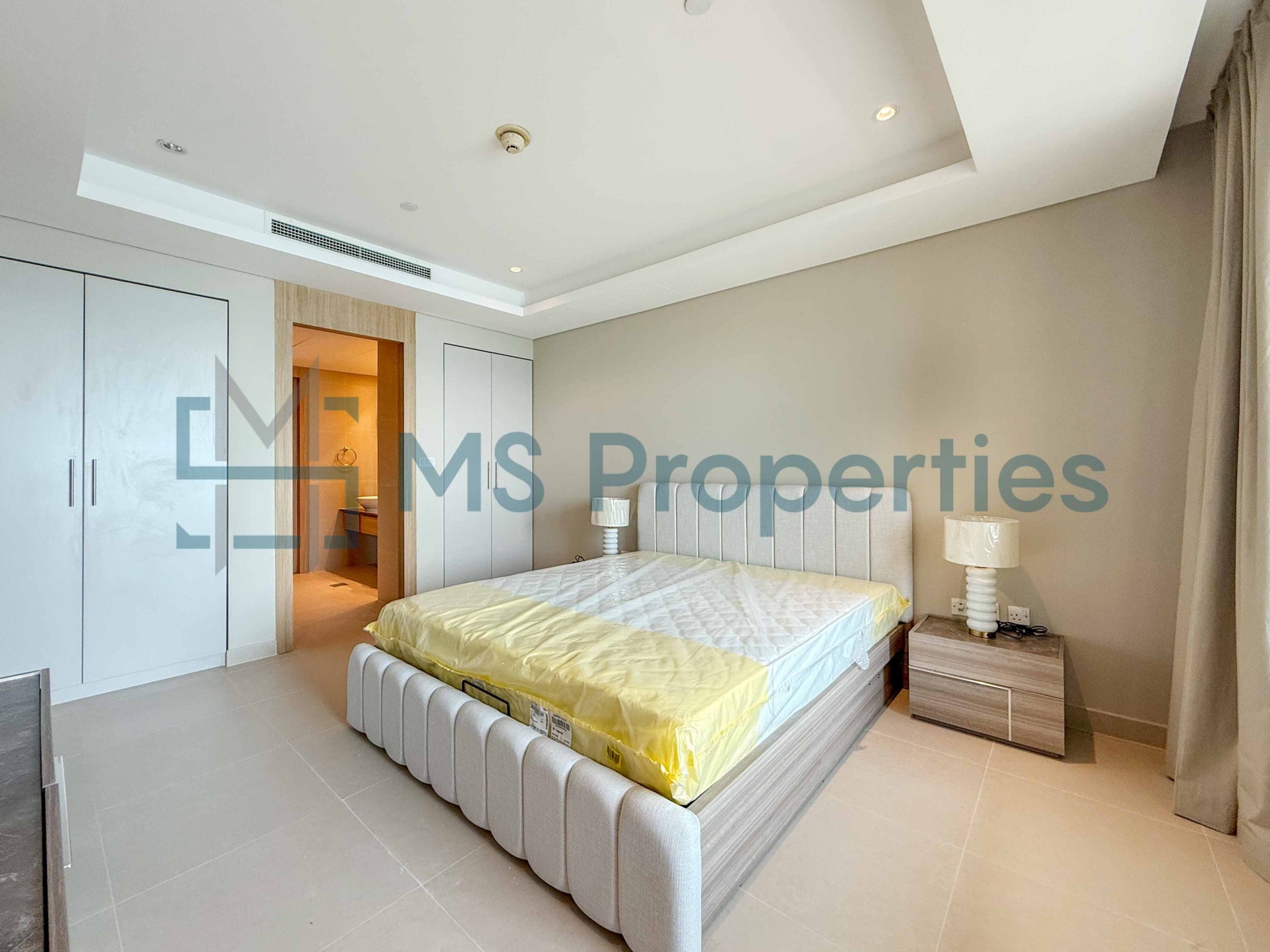 Newly Furnished | 1BR Townhouse | Sea View Balcony