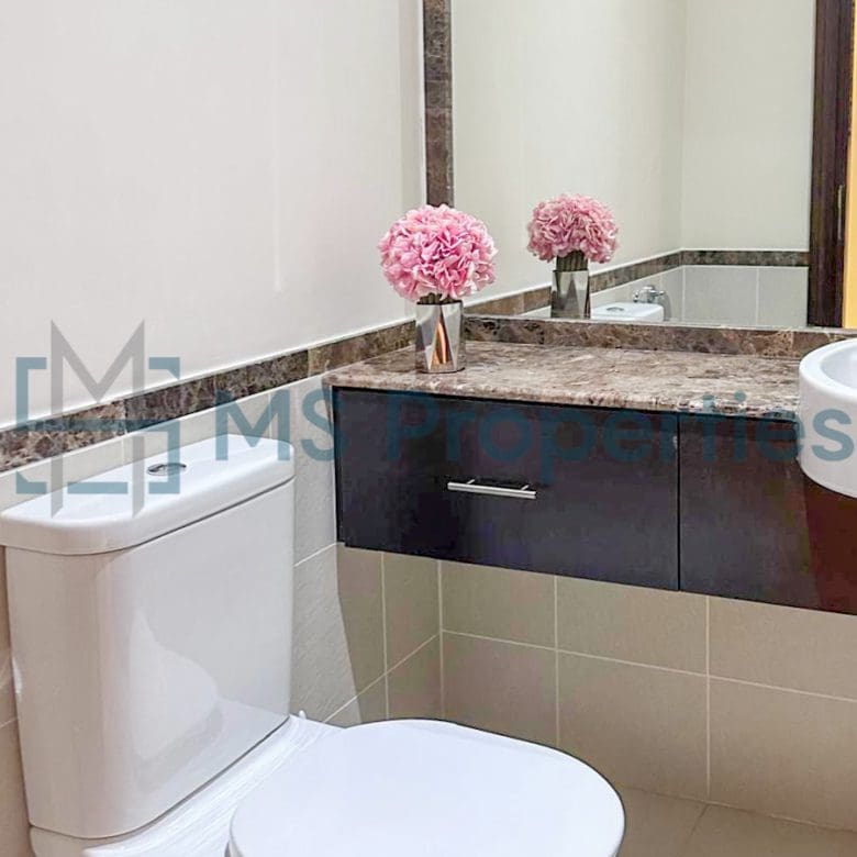 Modern | 3BR Flat with Balcony | Qanat Quartier