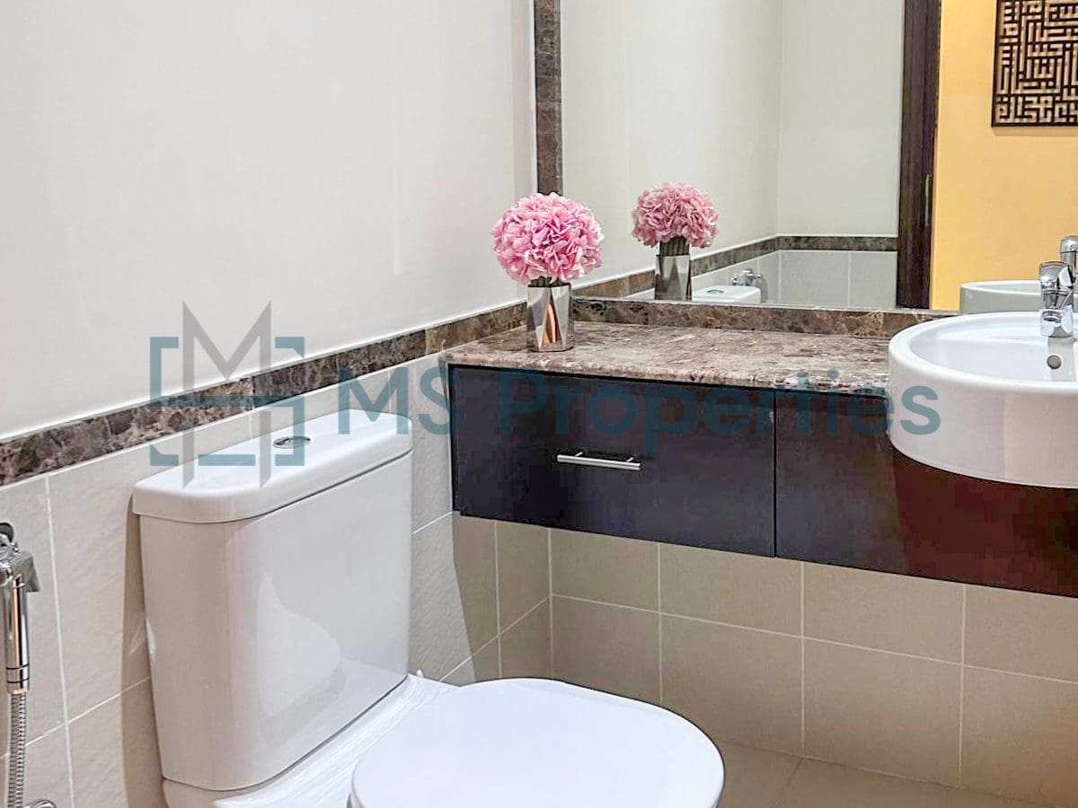 Modern | 3BR Flat with Balcony | Qanat Quartier