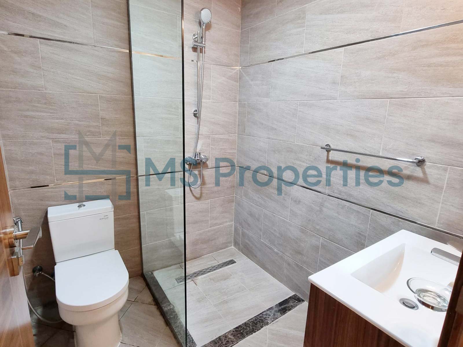 Prime Location 3BHK Apartment in Lusail | For Sale