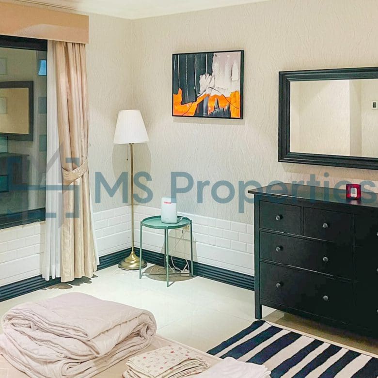 Classic | 1BR Apartment + Office | Including Bills