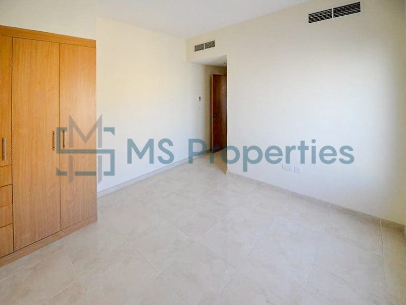 Exquisite 1Bedroom with Balcony for Sale with Title Deed