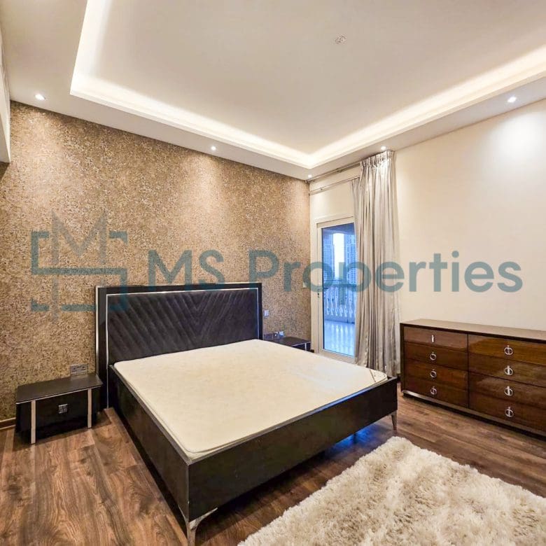 Elegantly 3BHK + Maid Flat with Balcony | For Sale