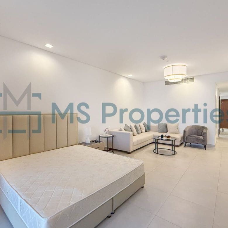 Spacious Cozy | Studio Apartment with View Balcony
