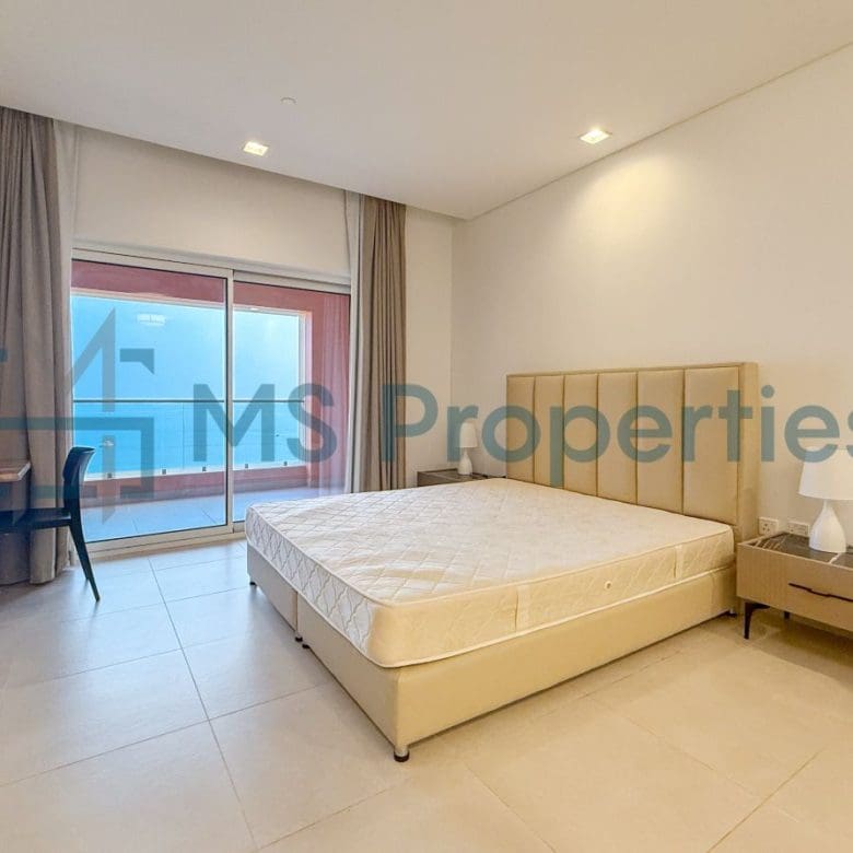 Spacious Cozy | Studio Apartment with View Balcony