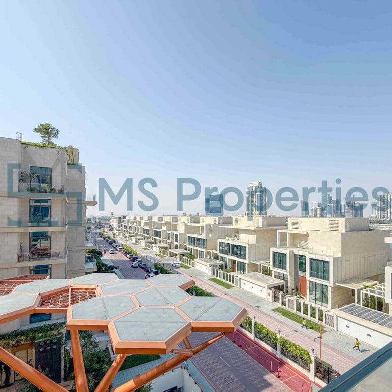 Exquisite 1BR Apartment with Amazing View Balcony