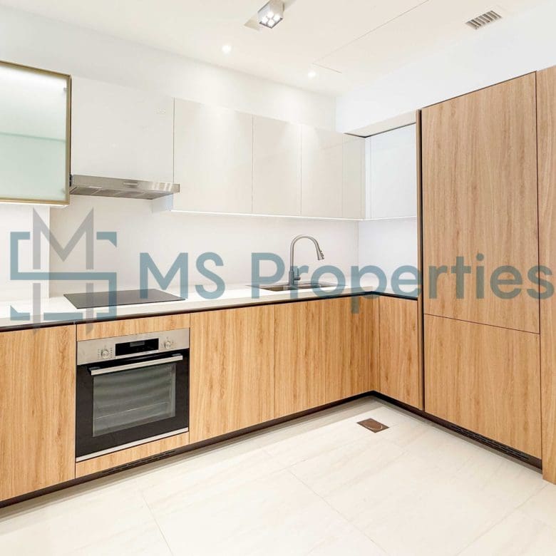 Exquisite 1BR Apartment with Amazing View Balcony