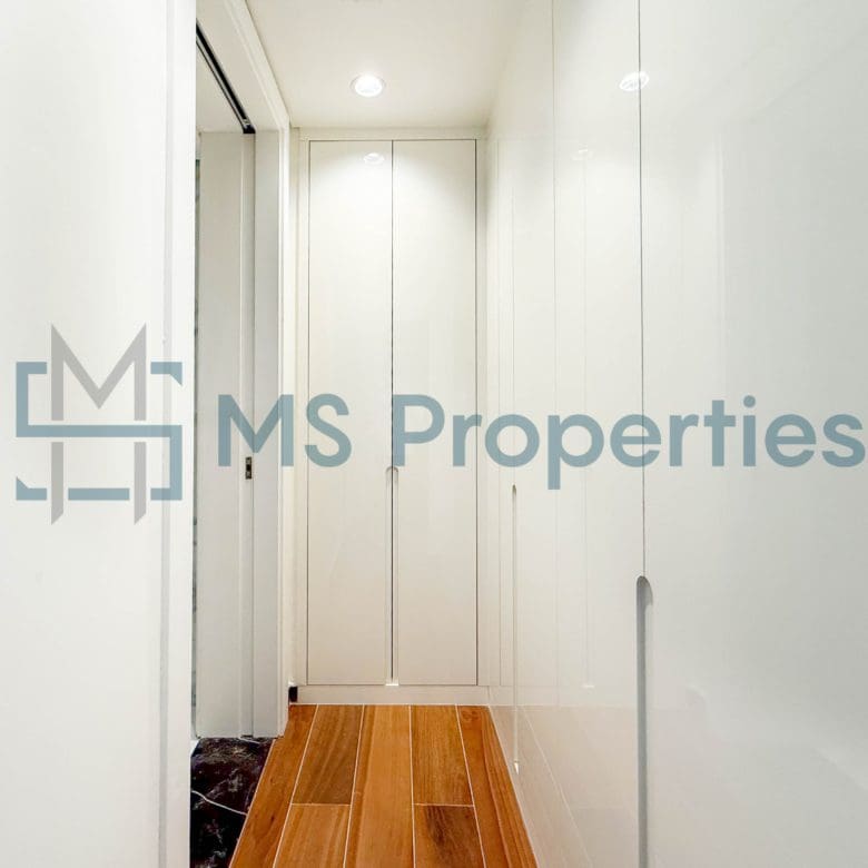 Exquisite 1BR Apartment with Amazing View Balcony