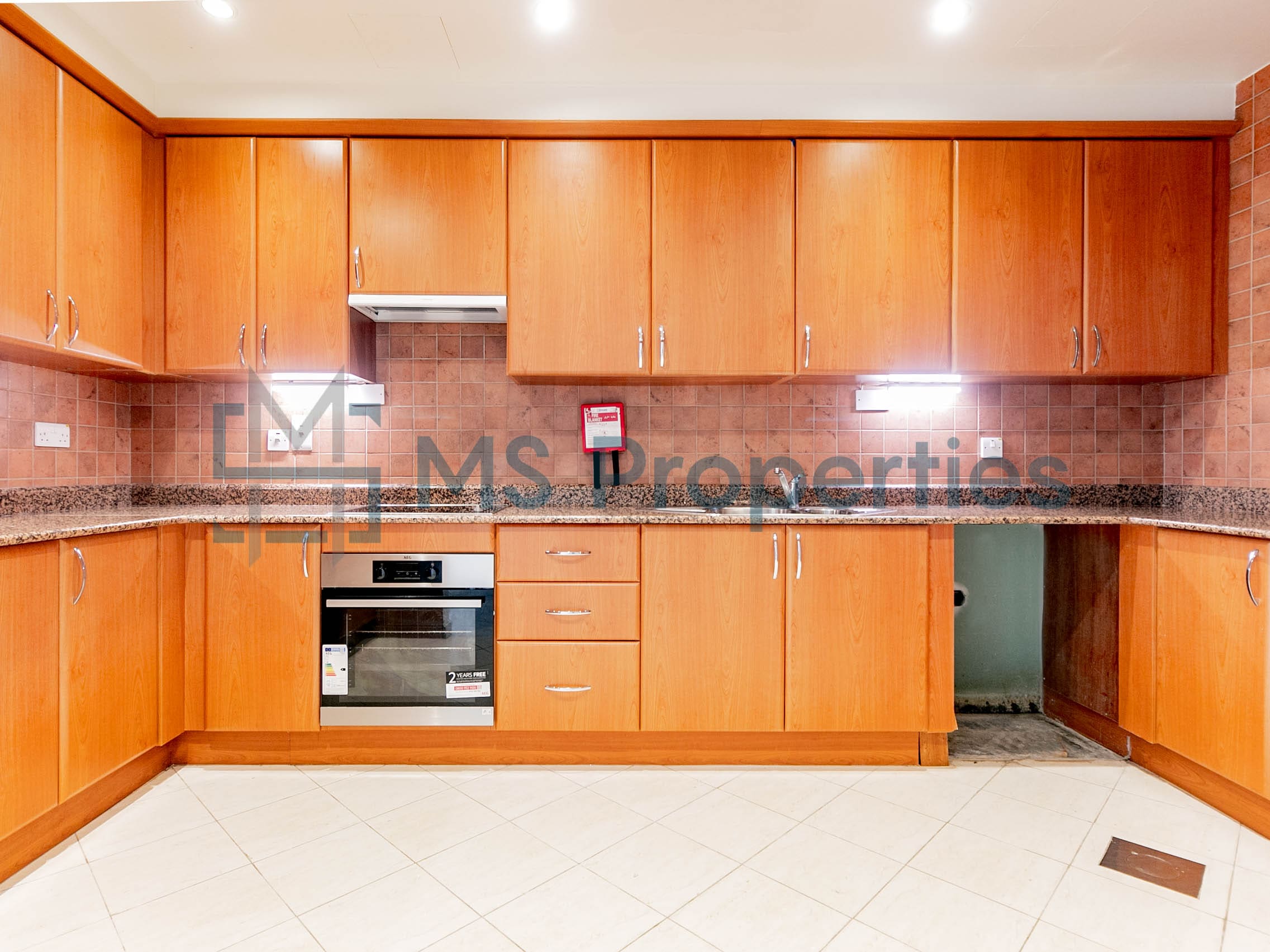 Stunning 2BHK Flat | Including Utilities | The Pearl