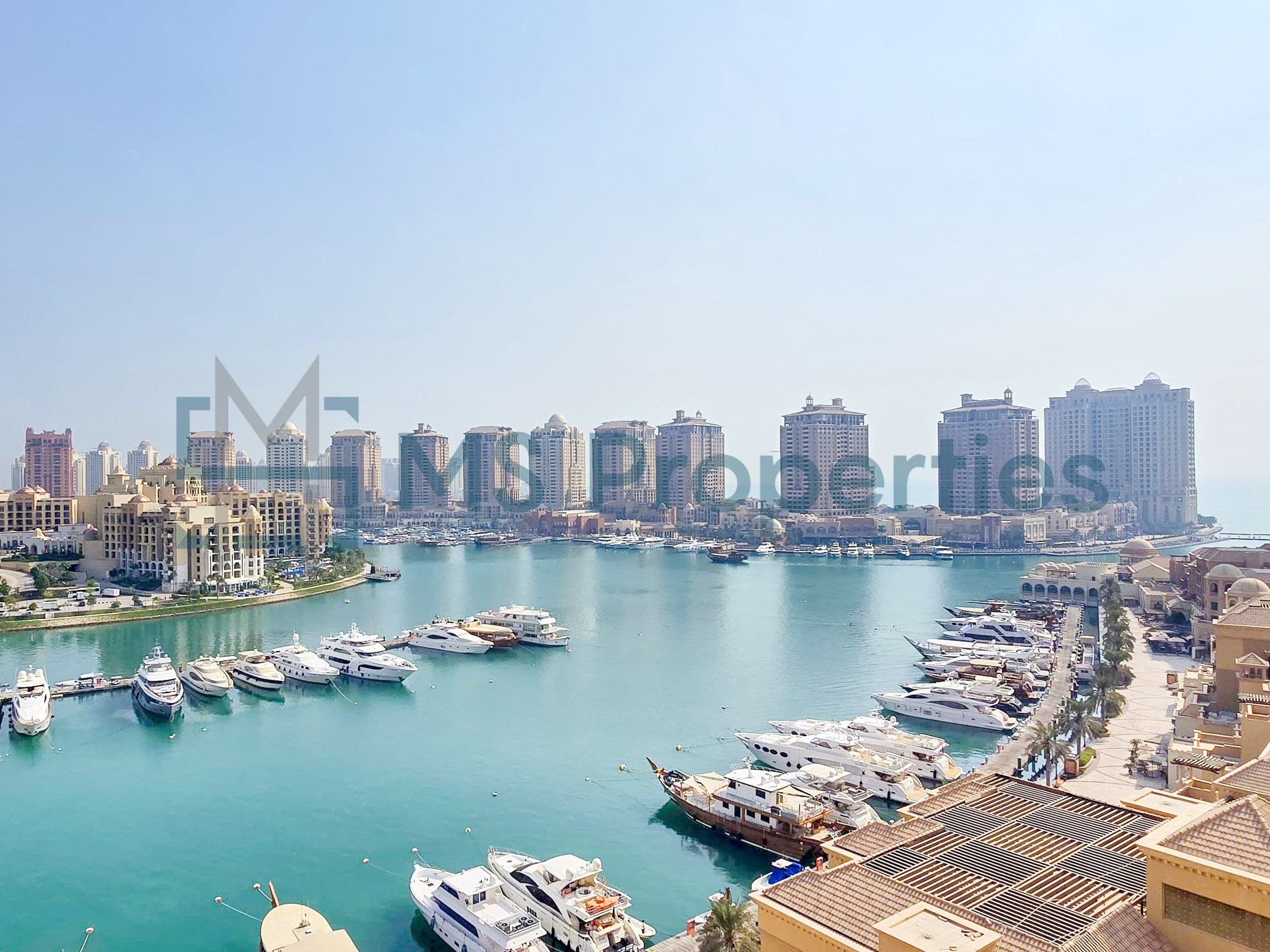 1 Bedroom Flat | Stunning Marina View Balcony