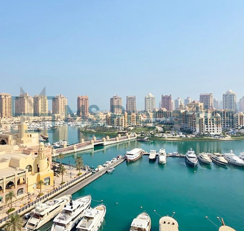 1 Bedroom Flat | Stunning Marina View Balcony