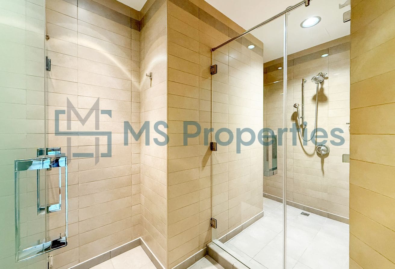 Luxury 7BHK+Maid Penthouse with Balcony +Bills Included