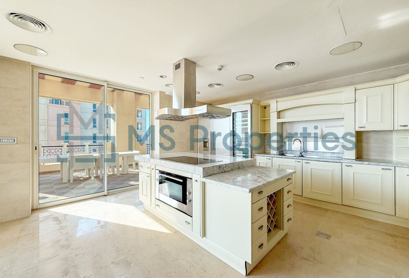Luxury 7BHK+Maid Penthouse with Balcony +Bills Included