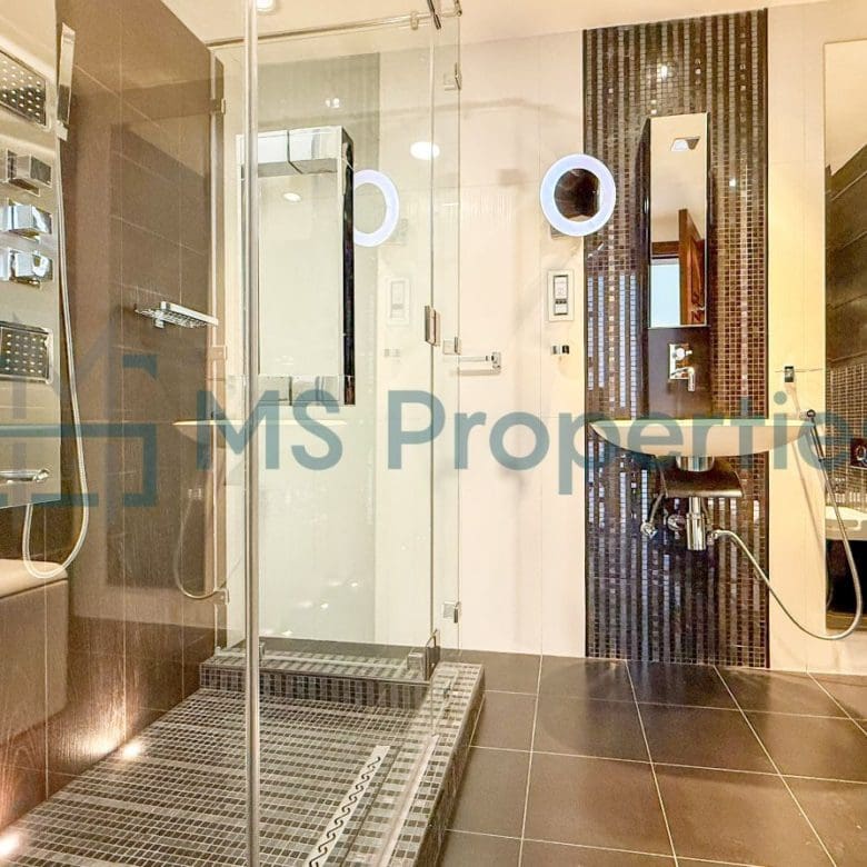 Luxury 7BHK+Maid Penthouse with Balcony +Bills Included