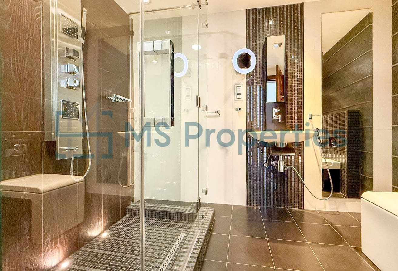 Luxury 7BHK+Maid Penthouse with Balcony +Bills Included