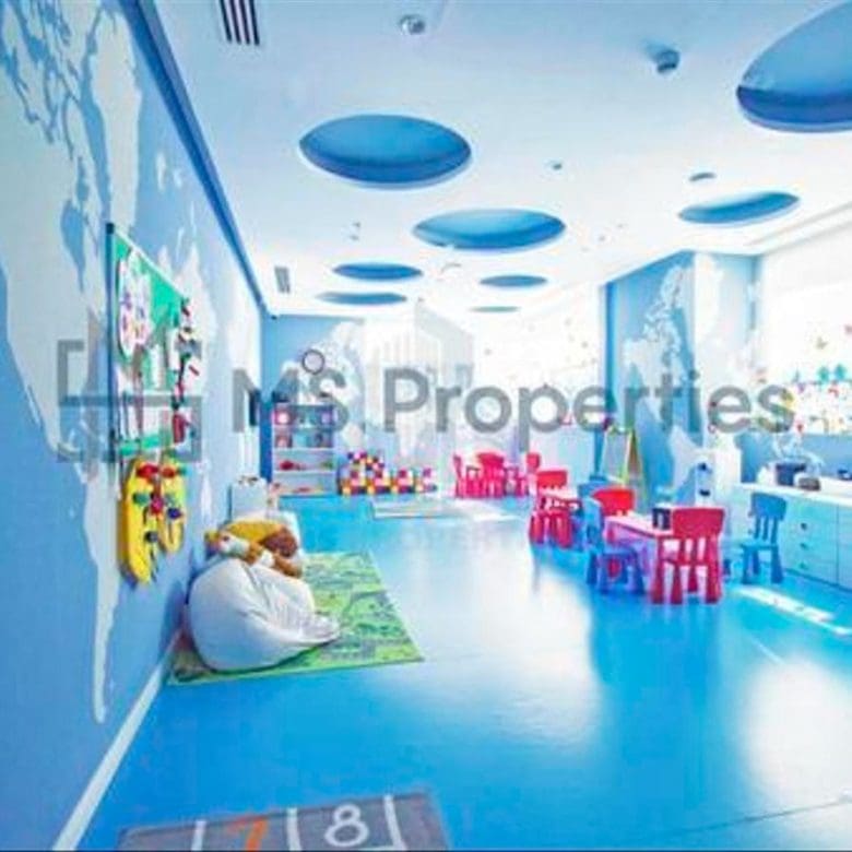 Dive into Luxury Studio Apartment in West Bay