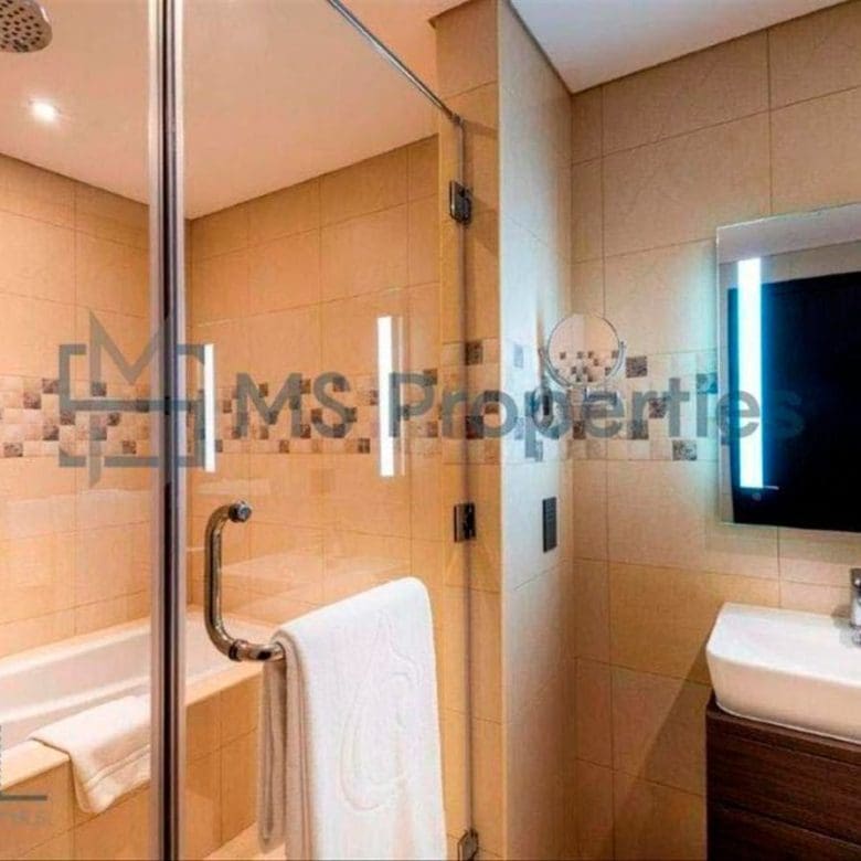 Stunning Deal 1BHK Flat | Outstanding City View