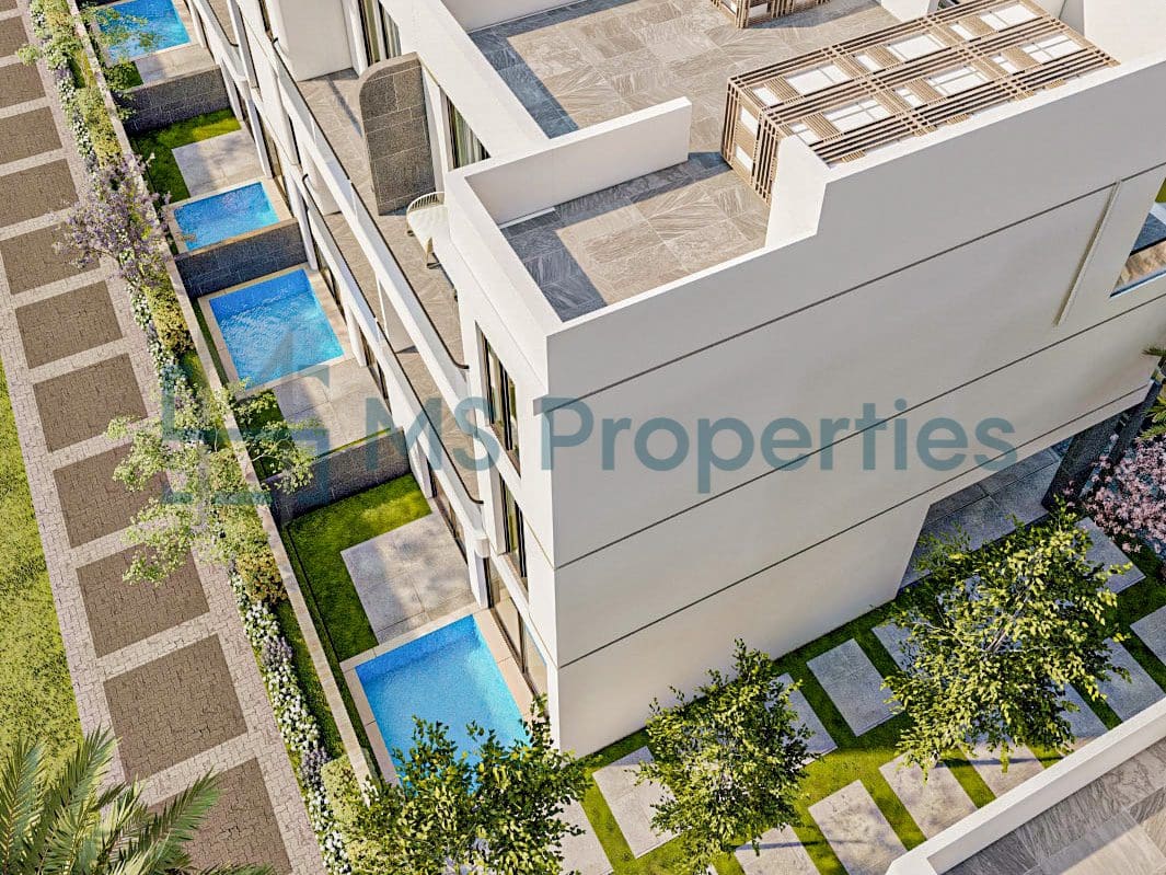 Prestigious 3-Bedroom Townhouse with Garden View