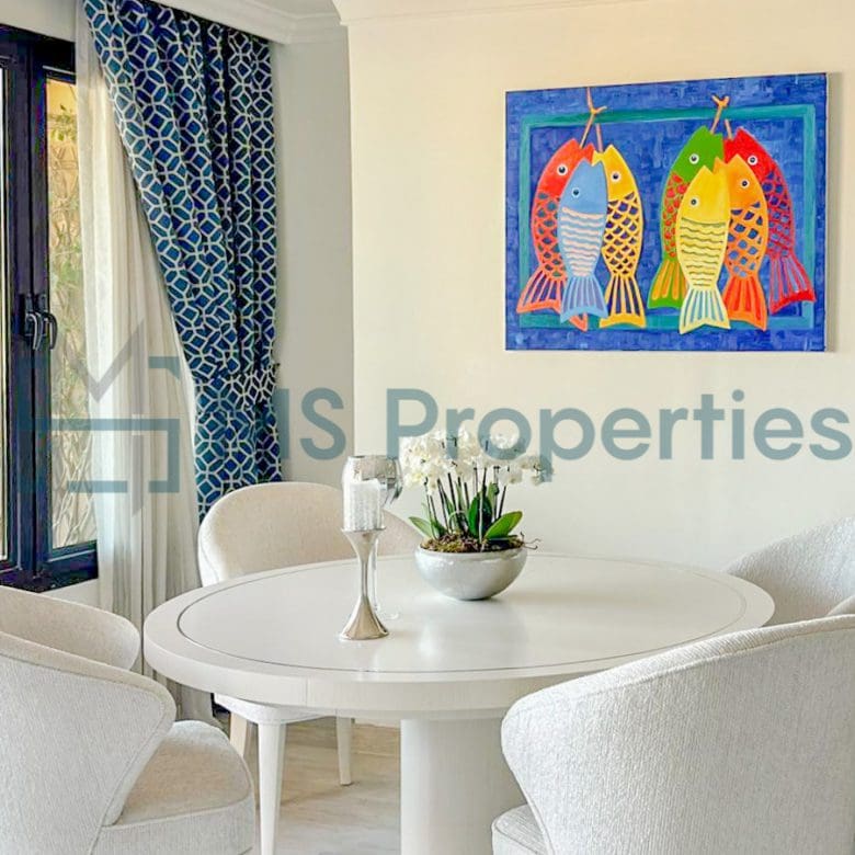 Stunning 2BHK Modified to 3BHK Flat in The Pearl