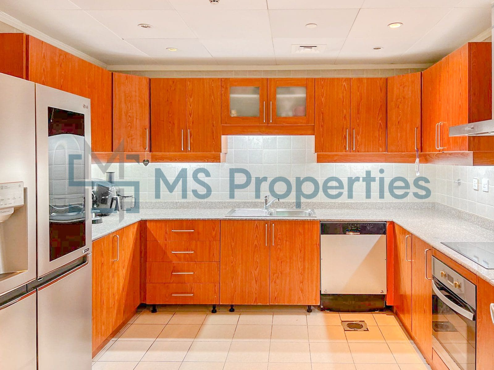Stunning 2BHK Modified to 3BHK Flat in The Pearl