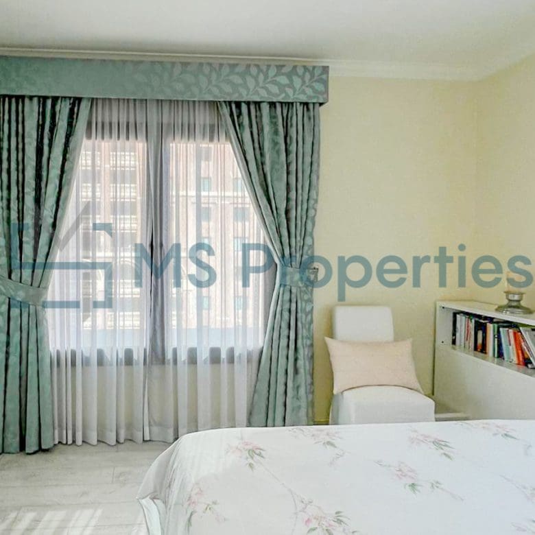 Stunning 2BHK Modified to 3BHK Flat in The Pearl