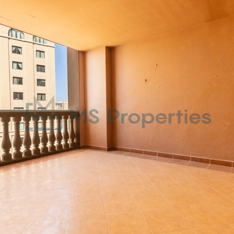 Spacious and Homy 1BHK+Office Flat in Prime Area