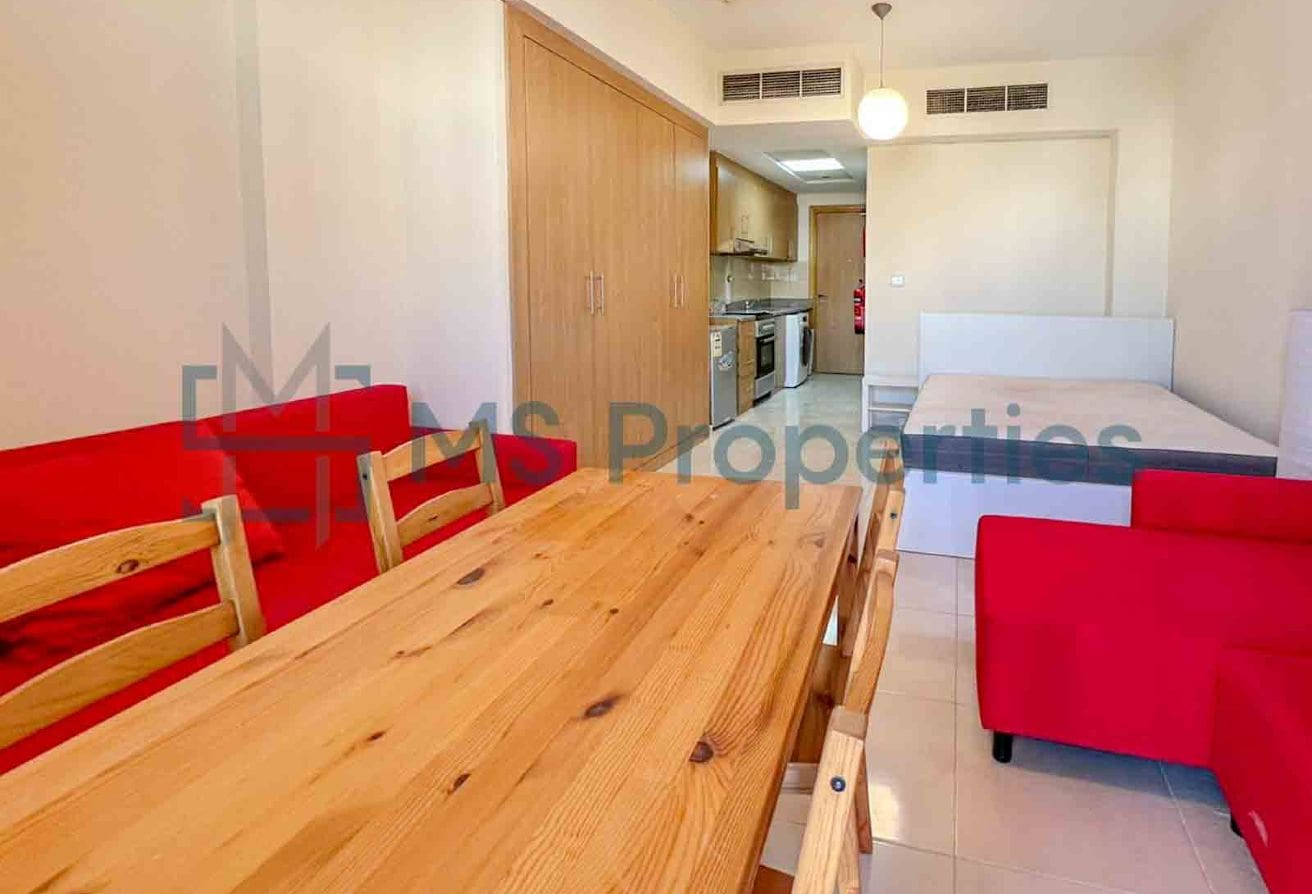 Charming | Studio Apartment | with Balcony