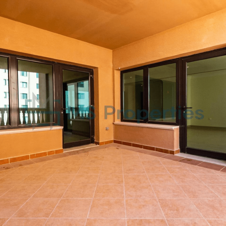 Spacious and Homy 1BHK+Office Flat in Prime Area