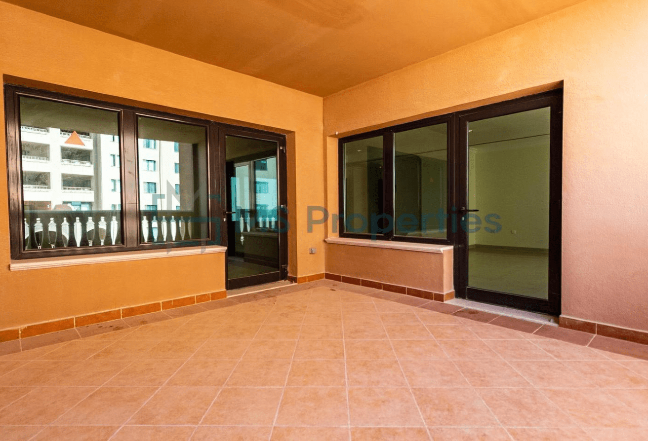 Spacious and Homy 1BHK+Office Flat in Prime Area