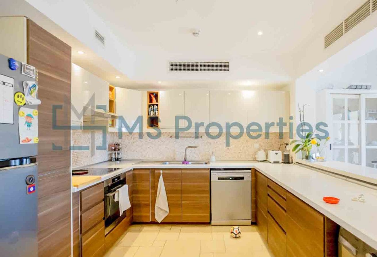 Classic Elegance: 5BHK Penthouse | with Balcony
